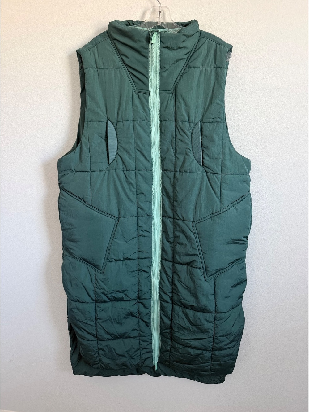 Free People Movement NWT Sleeveless Full Zip Up Long Puffer Quilted Vest Size L